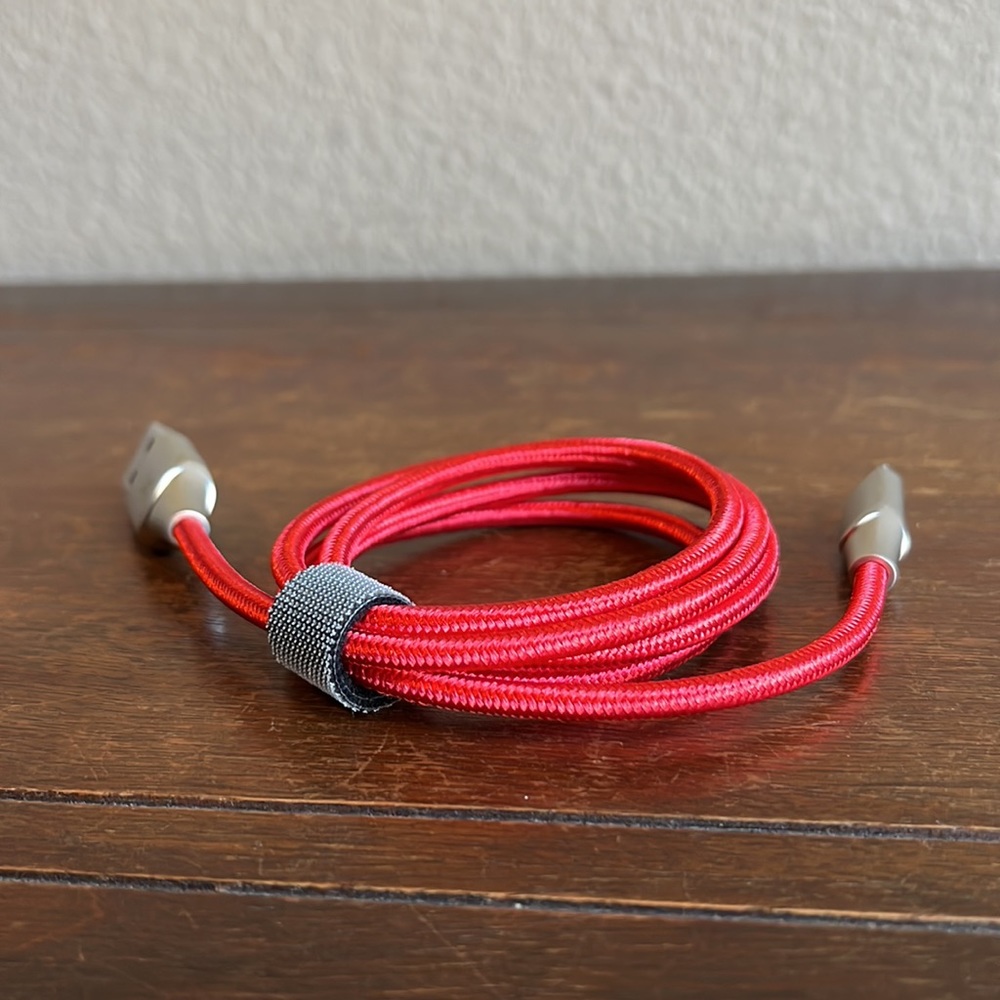 Red X USB Cable - Picture 8 of 8